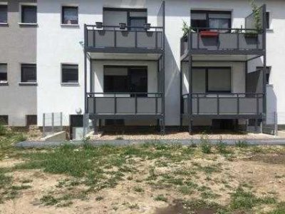 Schöne, 2-Zimmer-Erdgeschosswohnung in saniertem Haus!