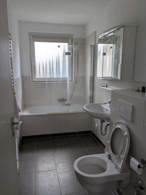 Gut geschnittene 2-Zimmer-Wohnung in Rheinnähe