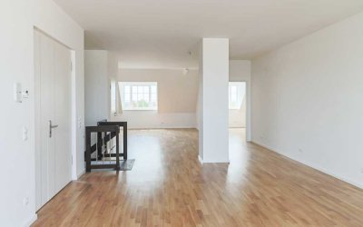 *** GLOBUSWERKE PLAGWITZ * 5 Zimmer * Maisonette * TG * Loft * 10/25 ***