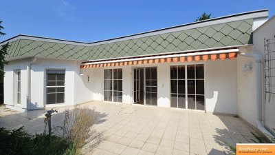 TRAUSDORF AN DER WULKA: FERIENHAUS / SUPERÄDIFIKAT MIT GARTEN, TERRASSE, GARAGE BEIM ESTERHAZY BADESEE