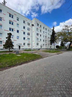 4-Raumwohnung in Cracau - ideal für Paare oder WG - Balkon - offene Küche
