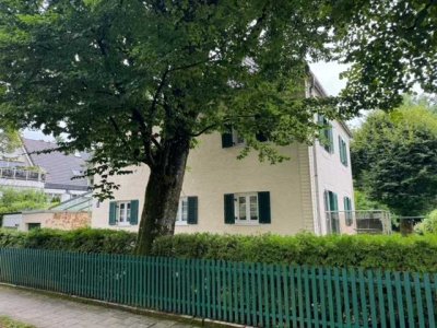 Bestlage Solln/ Top EFH mit traumhaftem Garten auf ca. 850m² Süd-Grundstück mit altem Baubestand