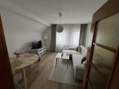 Schöne aufgeteilte Wohnung mit zwei Zimmern und Einbauküche in Unna