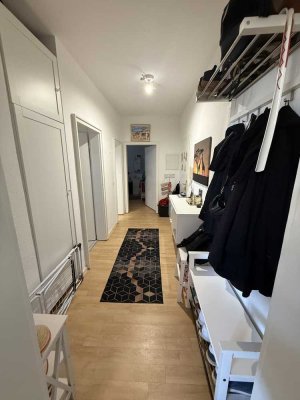 Helle 2-Zimmer-Wohnung mit Balkon und Aufzug