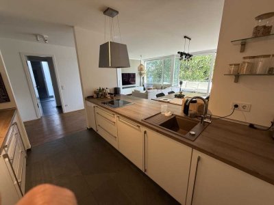 Neuwertige 3 Zimmer Wohnung mit Balkon und Einbauküche in Grünstadt ideal für Singles oder Paare