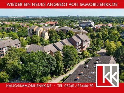 2-Zimmer-Wohnung mit Loggia, Stellplatz und Blick ins Grüne in Westhagen