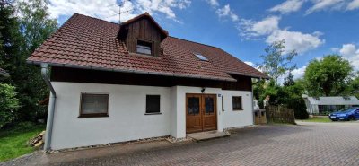 Schönes Zweifamilienhaus in Haag an der Amper