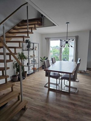 Ansprechende 4-Zimmer-Maisonette-Wohnung mit geh. Innenausstattung mit EBK in Limburg an der Lahn