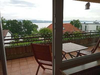 Geschmackvolle, gepflegte 3-Raum-Wohnung mit Balkon und Einbauküche in Konstanz-Dingelsdorf