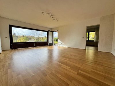Großzügige 3,5-Zimmer-Wohnung mit Terrasse und Blick ins Grüne in Hilchenbach