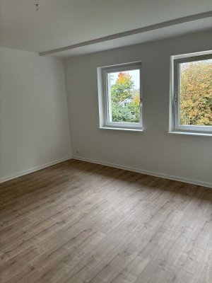 Erstbezug nach Sanierung – Charmante Wohnung in ruhiger grüner Lage von Elmshorn HHS 6