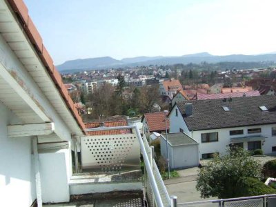 Exklusive 2-Zimmer-Dachgeschosswohnung mit EBK in Dusslingen