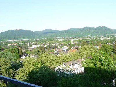 Schöne, lichtdurchflutete,  1-Zimmer-Wohnung mit Balkon in bester Lage von  Bonn