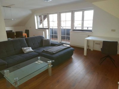 Attraktive 3-Zimmer-DG-Wohnung mit Balkon und EBK in Salzburg