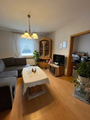 Ansprechende 2,5 Zi-Wohnung in ruhigem 3-Fam.-Haus an alleinstehende Person zu vermieten.