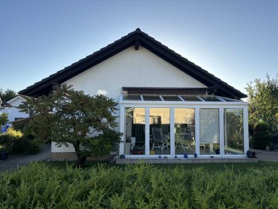 Wohnen wo andere Urlaub machen - Haus am See