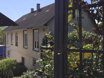 Mehrgenerationen, handwerklich Begeisterte mit Sinn für Entwicklungspotential
