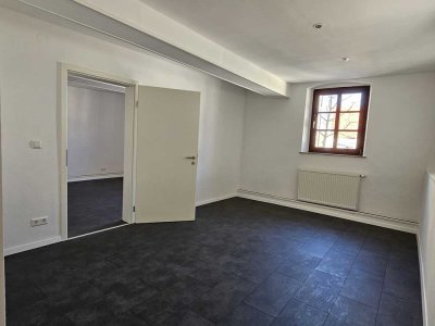 2 Zimmer Küche Bad EG Wohnung