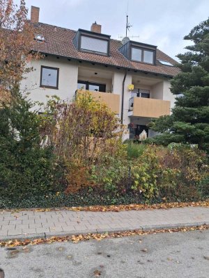 Attic apartment with 3 rooms and garage in Neuendettelsau