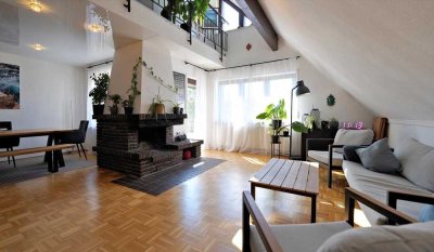 Wohnen mit Stil: 4,5-Zimmer-Galeriewohnung in Toplage mit Garage und gleich drei Balkonen!