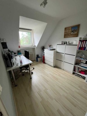 Attraktive 3-Zimmer-Dachgeschosswohnung in Essen