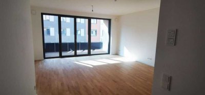 NEUBAU! Schöne helle 4-Zimmer-Wohnung mit Balkon