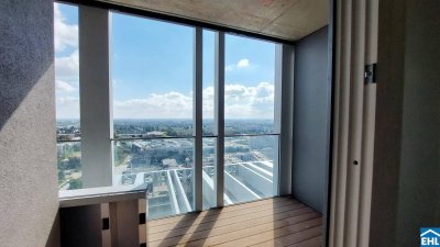 Modernes Wohnen mit Pool &amp; Sauna – TOWER HOMES