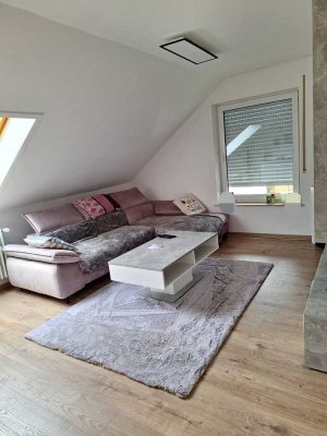 Ruhige 5-Zimmer-Wohnung, wurde im Herbst 2023 komplett renoviertEinzug 1.11, auf Absprache früher