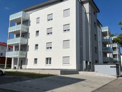 Sonnige, attraktive 2,5 Zimmer Wohnung