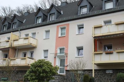 Erste eigene Wohnung - Gemütliches Wohnen im Dachgeschoss