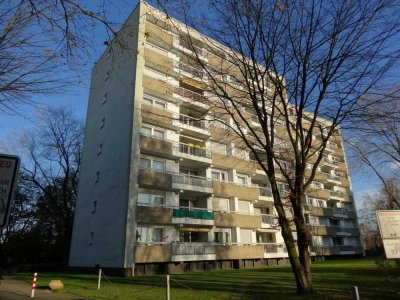LEERE VIER ZIMMER WOHNUNG - ERBPACHTGRUNDSTÜCK!