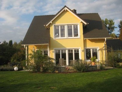 Sehr gepflegtes, hochwertiges Einfamilienhaus  mit 9 Zimmern in Oberkotzau