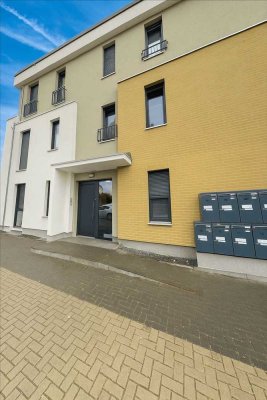 Lichtdurchflutete 2-Zimmer-Wohnung mit Balkon in Velten