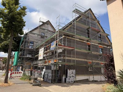 Neubau Erstbezug, EG Wohnung mit Terrasse und Einbauküche