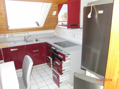 Möblierte  3-Zimmer DG Wohnung