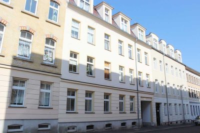 * Nachmieter zum 01.9.2025 mit Übernahme der EBK gesucht * Tageslichtbad & Badewanne & Balkon *