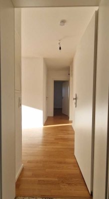 Sonnige 4,5-Zi.-Wohnung mit großem Balkon in Fellbach