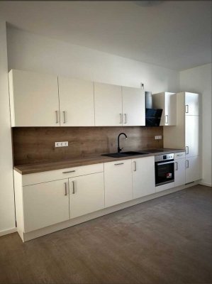 Erstbezug nach A+ Sanierung mit Einbauküche und Balkon: exklusive 2-Zimmer-Wohnung in Wiesbaden