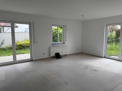 Erstbezug nach Sanierung mit privatem Gartenanteil attraktive 2-Zimmer-Wohnung in Gunzenhausen