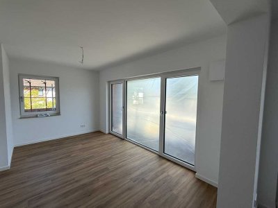 Lichtdurchflutete 3-Zimmer Wohnung mit Balkon in Güntersleben