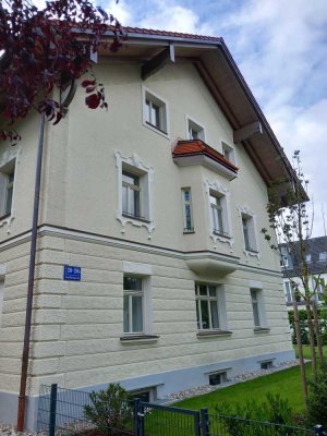 living smart - Wunderschöne 3-Zimmer-Wohnung in denkmalgeschütztem Altbau