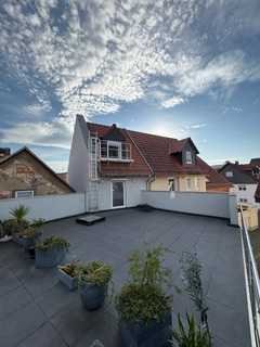 Schöne 3-Zimmer-Maisonette-Wohnung mit Terrasse und Einbauküche in Butzbach
