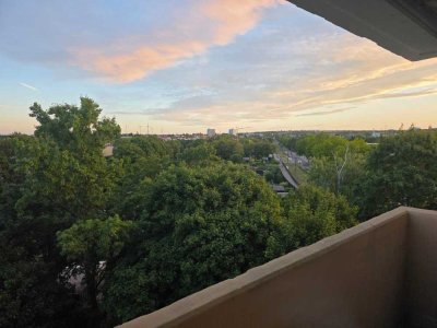 Erstbezug nach Renovierung 3-Zimmer-Wohnung mit Fernblick