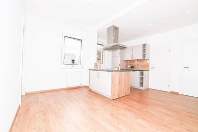 !! WOW !! I TOP-GRUNDRISS I BADEWANNE I MODERN SANIERT I OFFENE KÜCHE I 4. STOCK MIT LIFT I HAUSTIERE WILLKOMMEN I PROJEKT WOHNEN I