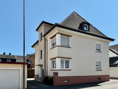Gepflegtes Mehrfamilienhaus mit drei Wohneinheiten