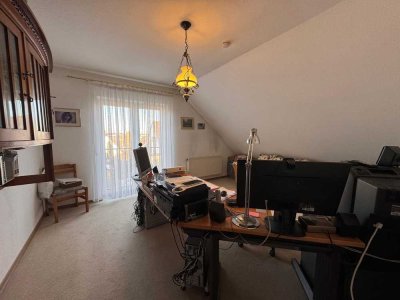 3 ZKB mit 80qm im Wohngebiet Schläfer mit Balkon