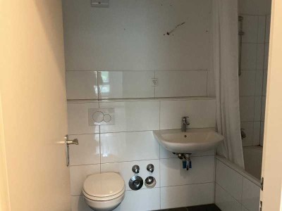 Jetzt Ihr neues Wohlfühlbad entdecken - Ab 01.11. für bis zu 3 Personen verfügbar.