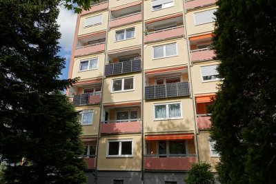 Reserviert - 4-Zimmer-Wohnung mit zwei Balkonen
