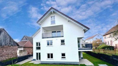 Exklusiver Barrierefreier Erstbezug einer 2-Zi-Wng in Ettlingen mit Balkon, Tiefgarage, Aufzug u.v.m