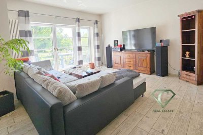 Helle 3-Zimmer-Wohnung in Kösching – hohe Decken, tolle Terrasse und ruhige Lage am Feld